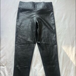 Vince Camino Size M lined Faux Leather Leggings